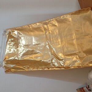 Gold Lame Table Runner  With Tassels Vintage Made In Taiwan Festive